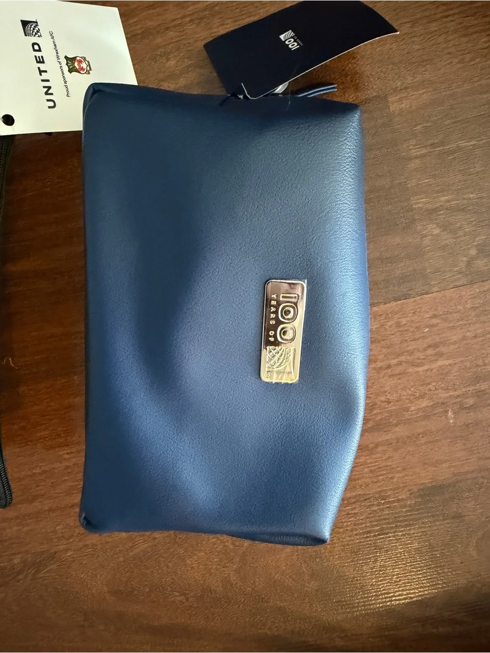 Lot of 4 United amenity kits